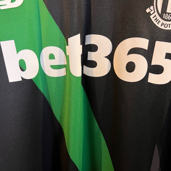 2015/2016 Stoke City Long Sleeve Away Jersey. - Picture 5 of 10